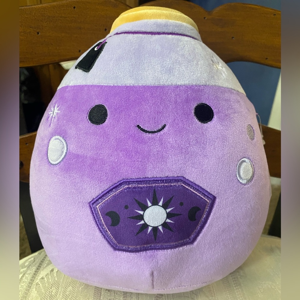 Squishmallow Kensington, Purple Bottle of Potion, 8" Plush Stuffed Animal NWT‎